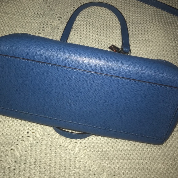 Coach Crossbody Bag - Picture 2 of 2